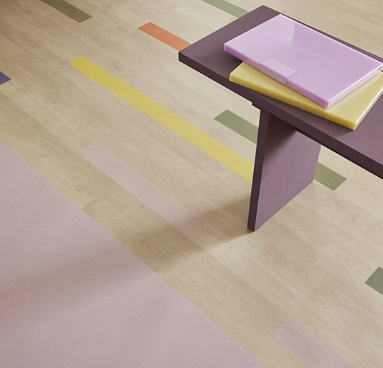 Verlegebild – heterogener Vinylbelag, Eternal Wood Material Colour – 42602 elegance soft lilac