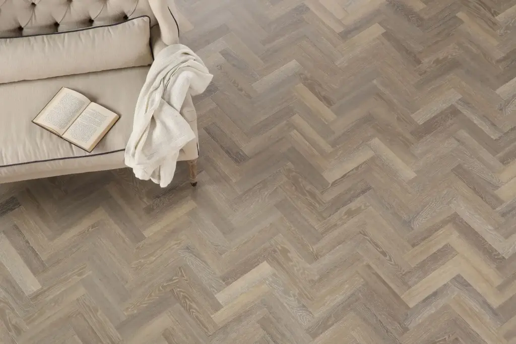 Modern Vintage Design Diele Herringbone Small