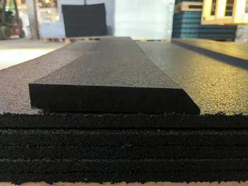 Produktbild – Rampen Kantenbeschnitten zu Gummiplatten 1000 x 200 x 15 mm SBR schwarz  